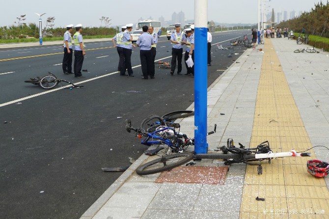 烟台自行车车祸清晰图