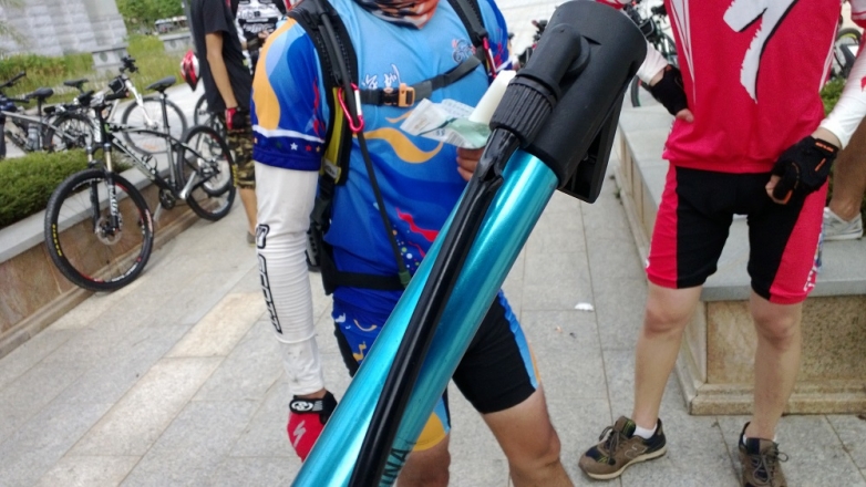 15打气都把气铜管撸暴了.jpg