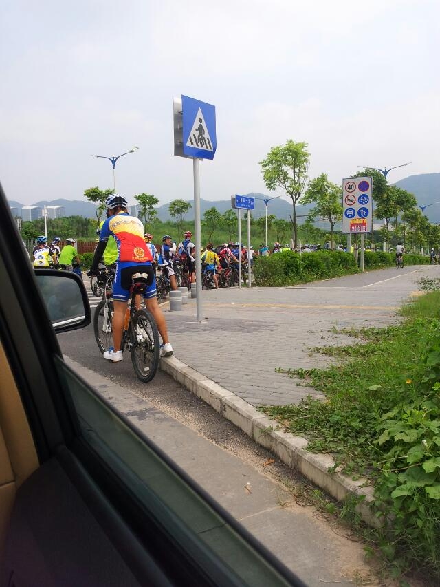可惜我被安排当义工后勤了，不能骑车