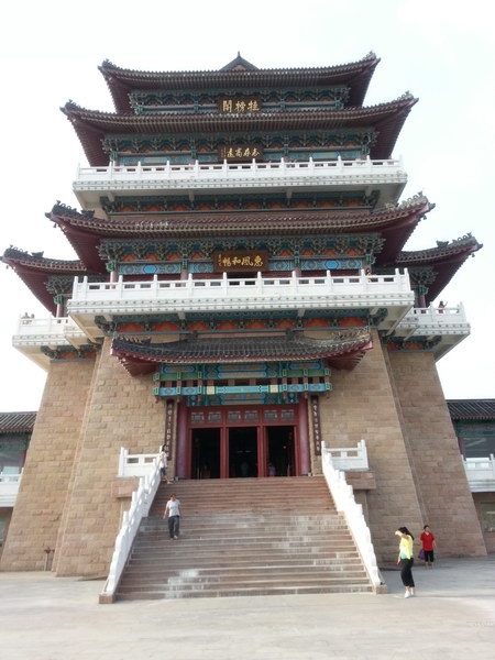 山顶的楼阁