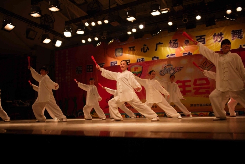 年会剪影--梦想飞翔1.jpg