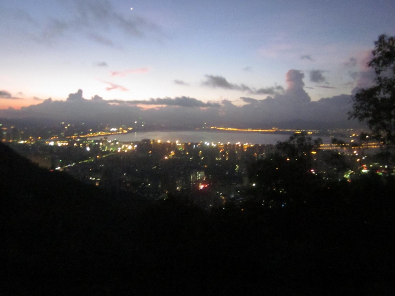 大南山看日出-天微亮