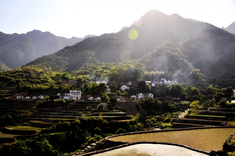 阴那山风景.jpg