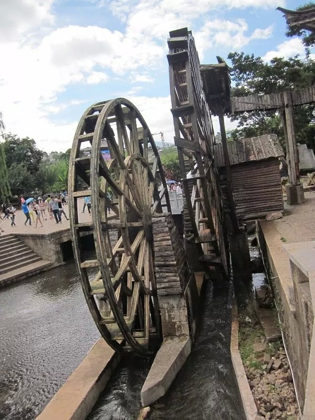 丽江