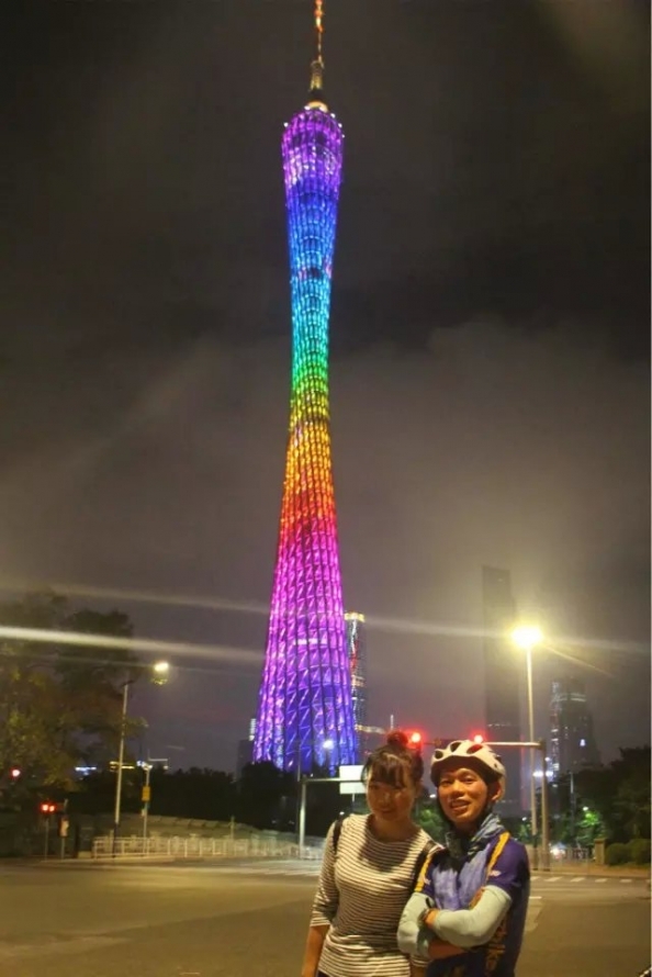 妹纸求合影